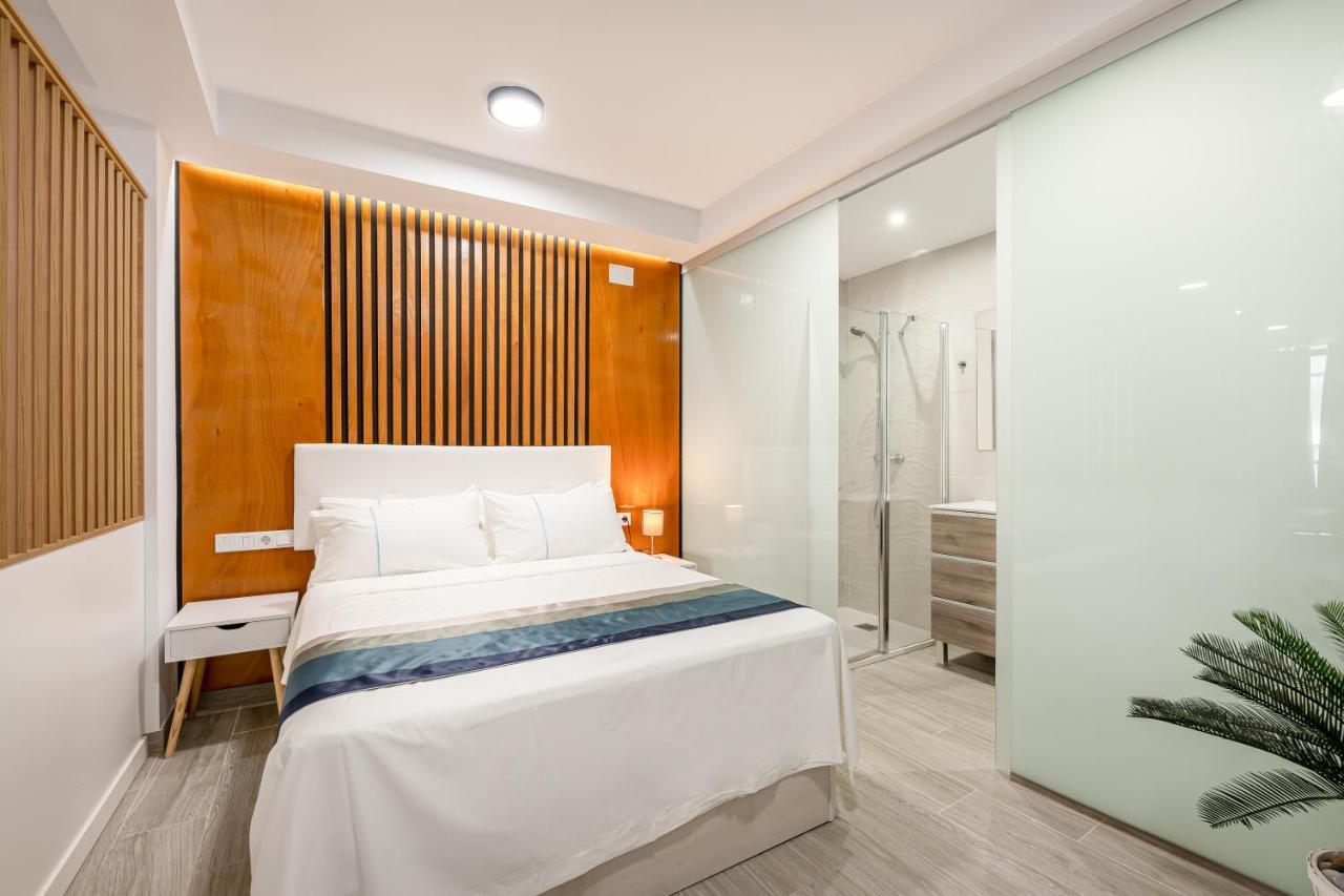 La Trinidad Suites Фуэнхирола Экстерьер фото